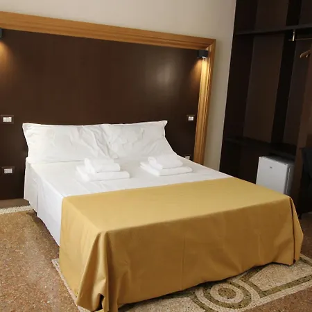 Ξενοδοχείο Jayro